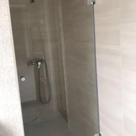 Boglarka Apartmanhaz Apartament